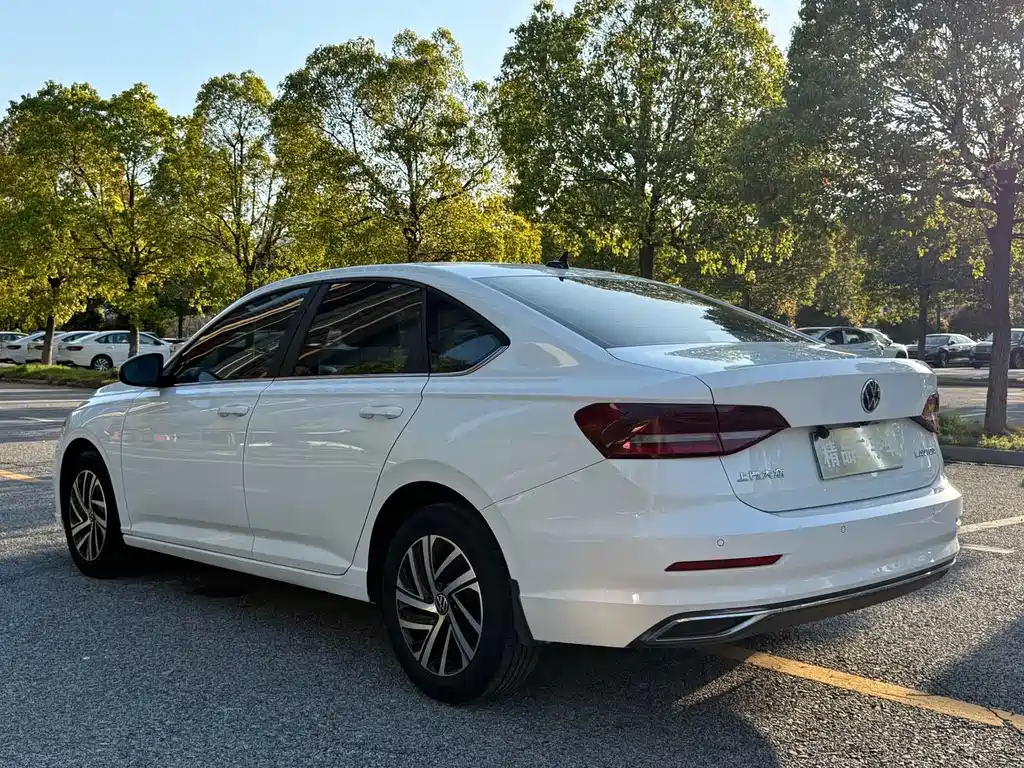 Volkswagen Lavida — миниатюра 10
