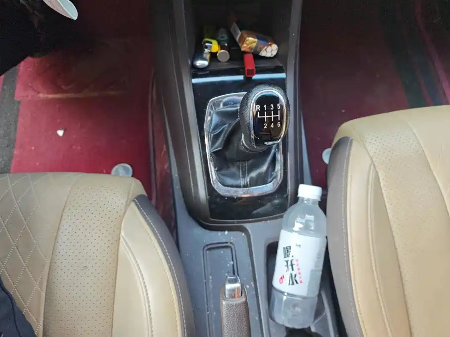 Baojun 310W — миниатюра 16