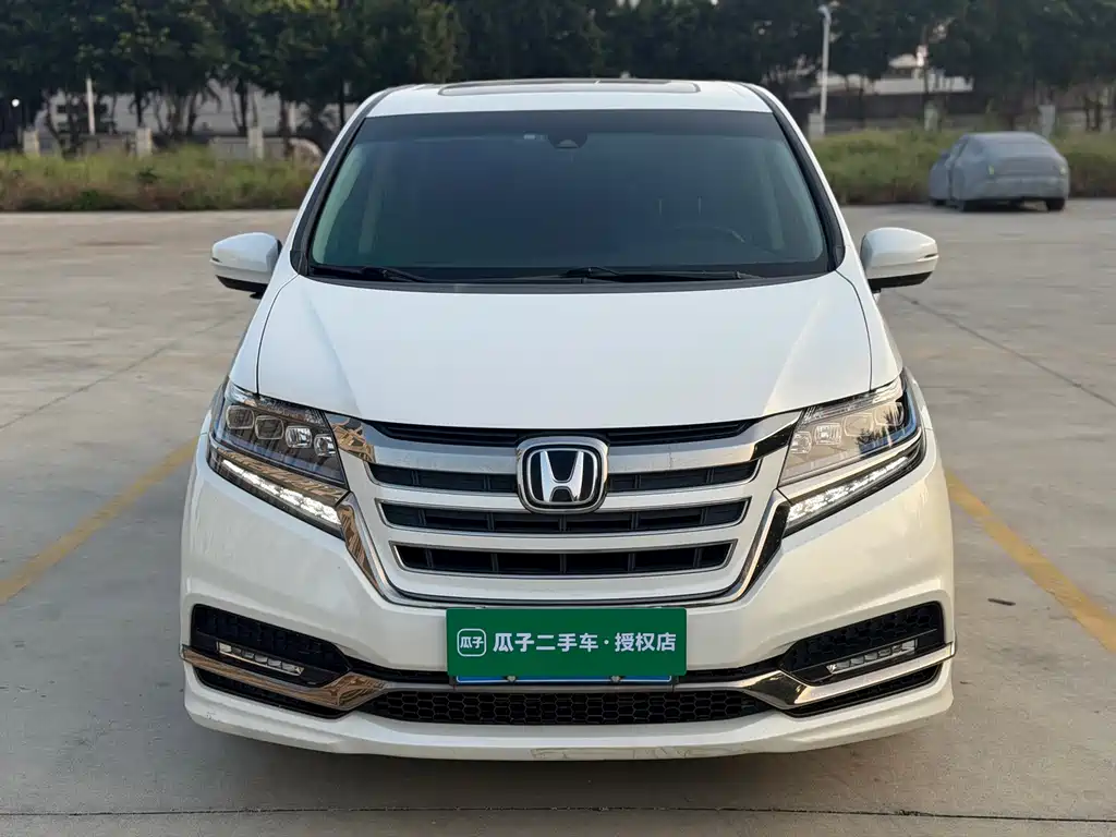 Honda Elysion — миниатюра 2
