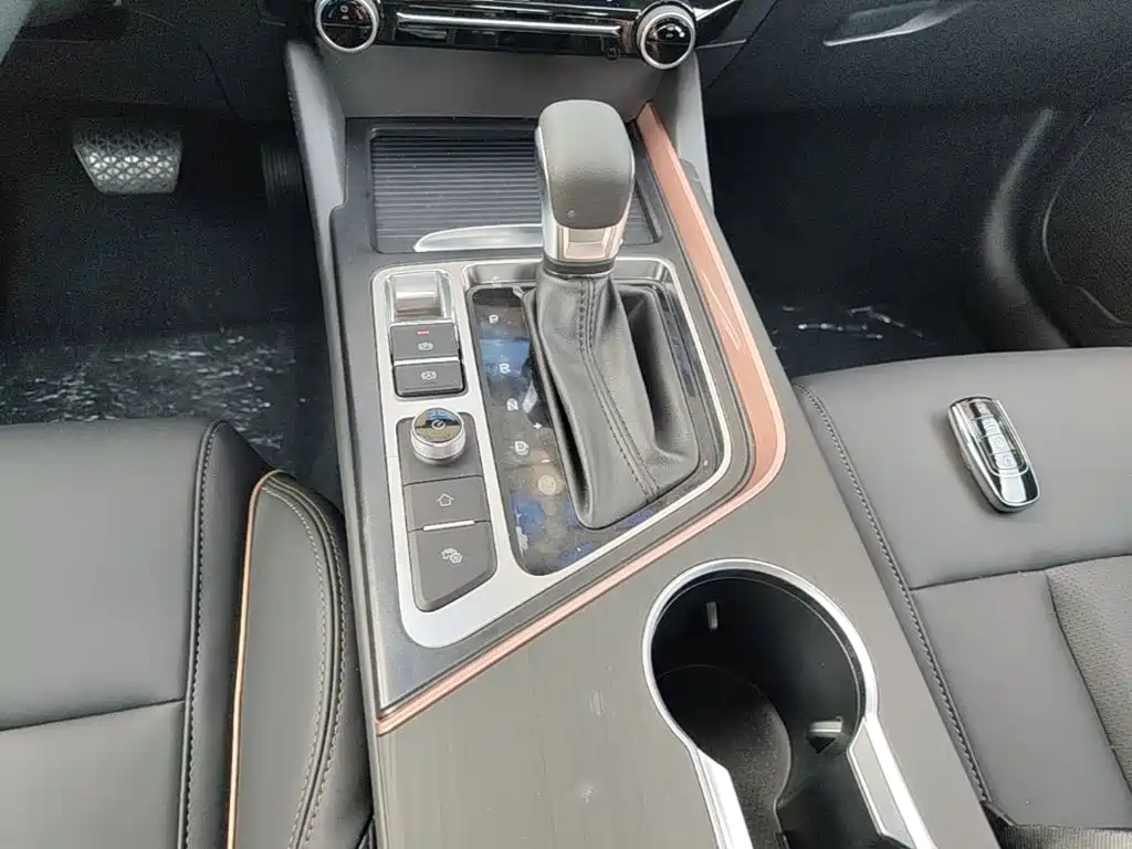 Chery Arrizo 5 PLUS — миниатюра 14
