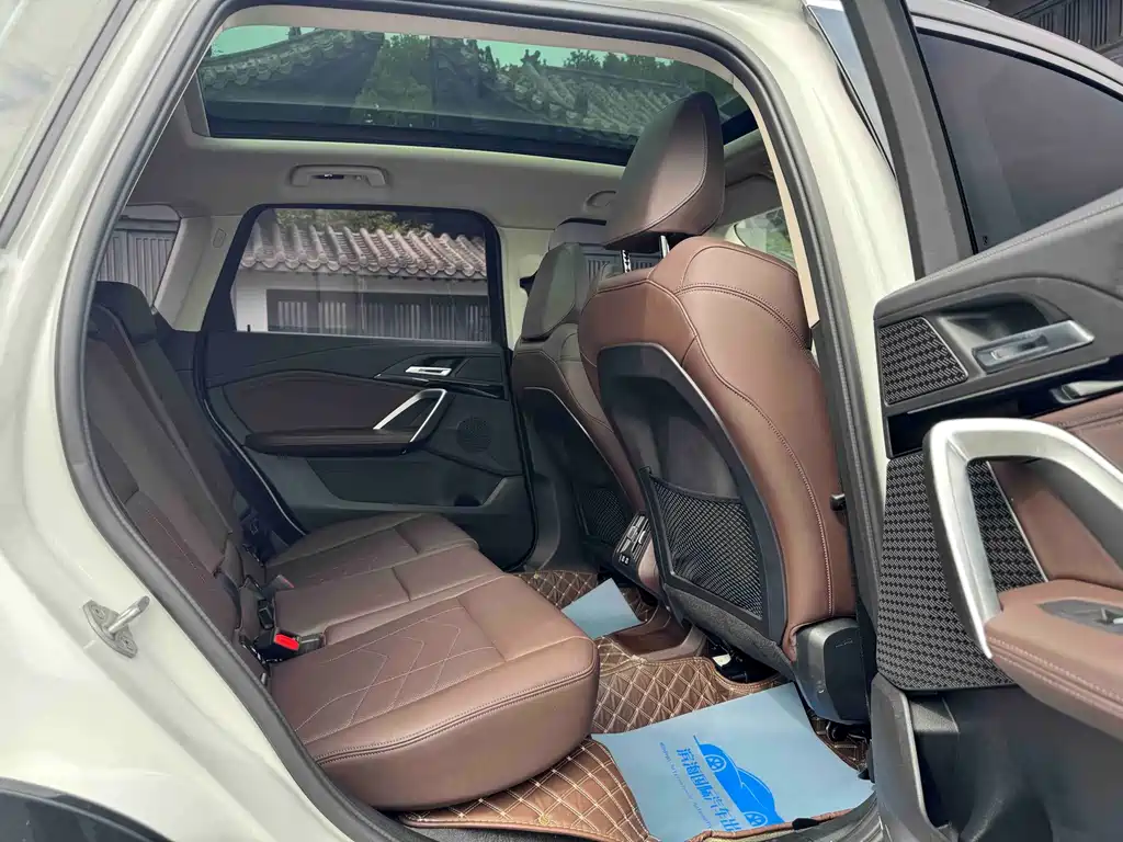 BMW X1 — миниатюра 9