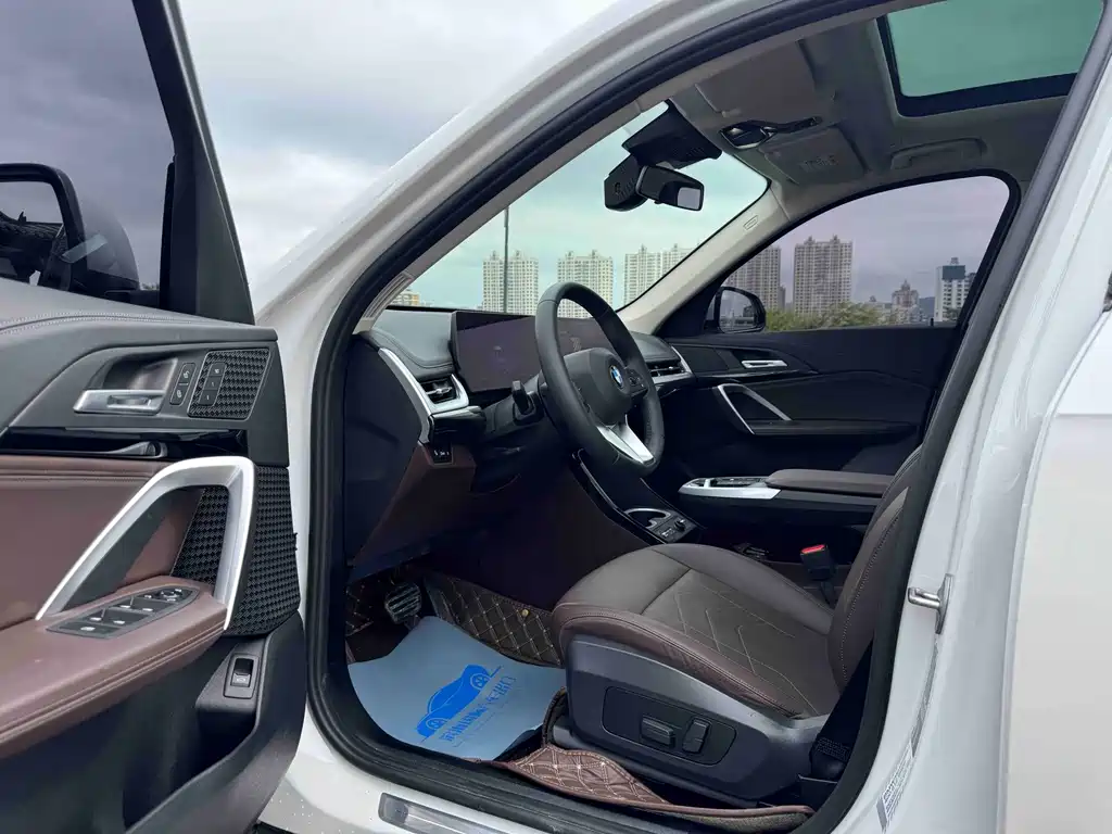 BMW X1 — миниатюра 7