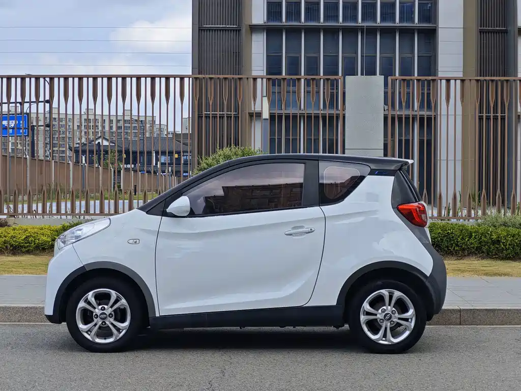 奇瑞QQ Little Ant — миниатюра 4