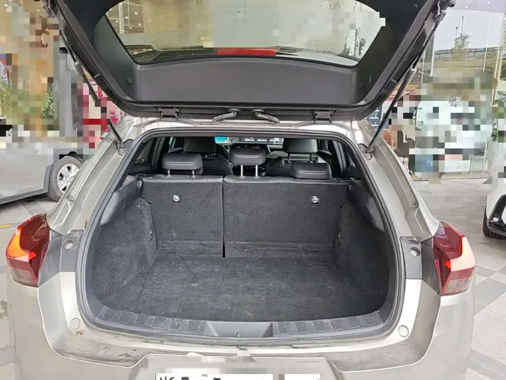 Lexus UX New Energy — миниатюра 24