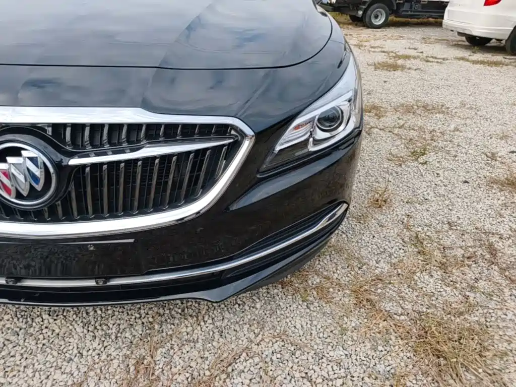 Buick LaCrosse — миниатюра 24