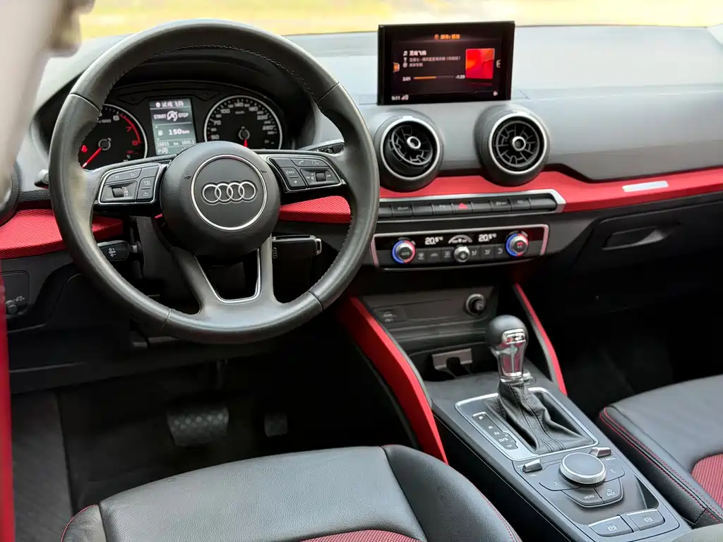 Audi Q2L — миниатюра 6
