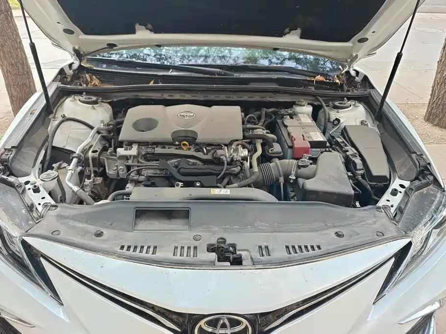Toyota Camry — миниатюра 10