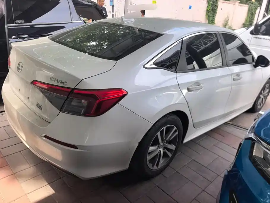 Honda Civic — миниатюра 3