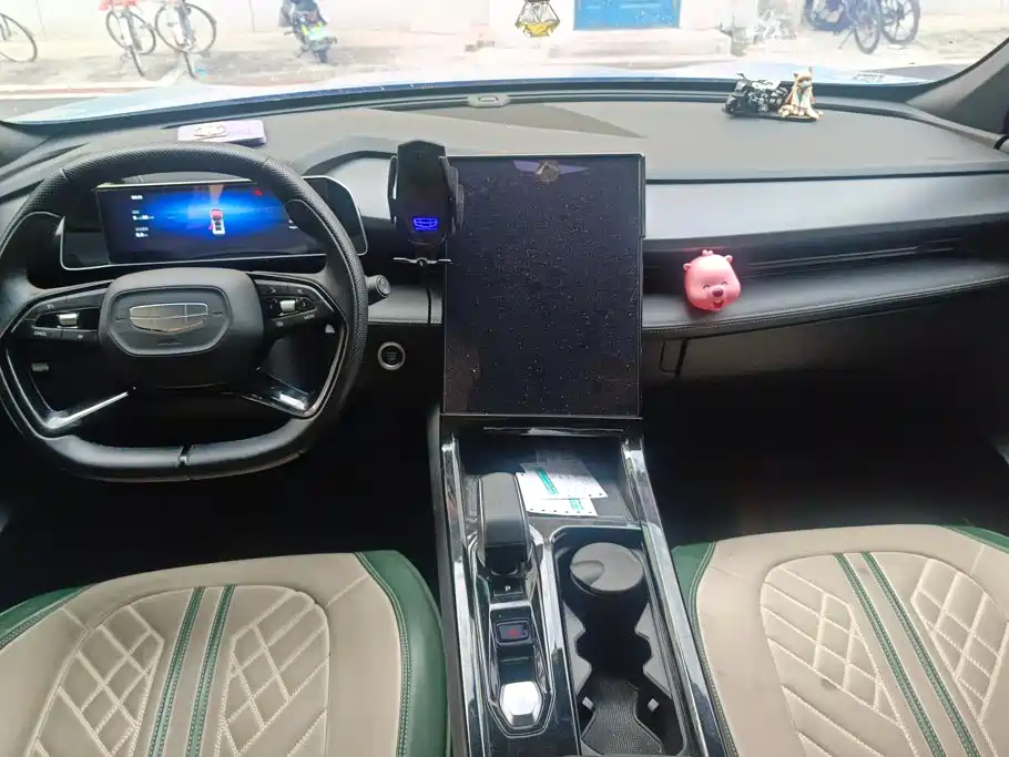 Geely Boyue — миниатюра 12