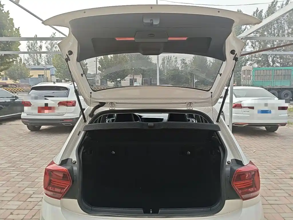 Volkswagen Polo — миниатюра 19