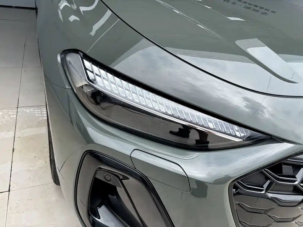 Audi A5L — миниатюра 8