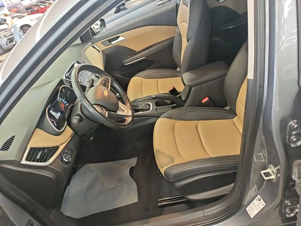 Chevrolet Monza — миниатюра 15