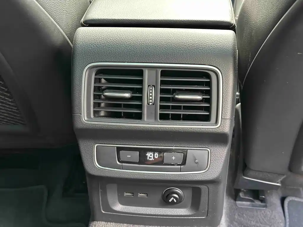 Audi Q5L — миниатюра 12