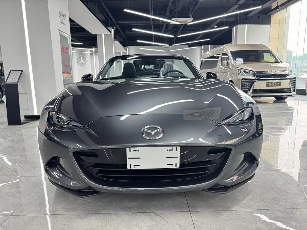 Mazda MX-5 2025 2.0L MT
