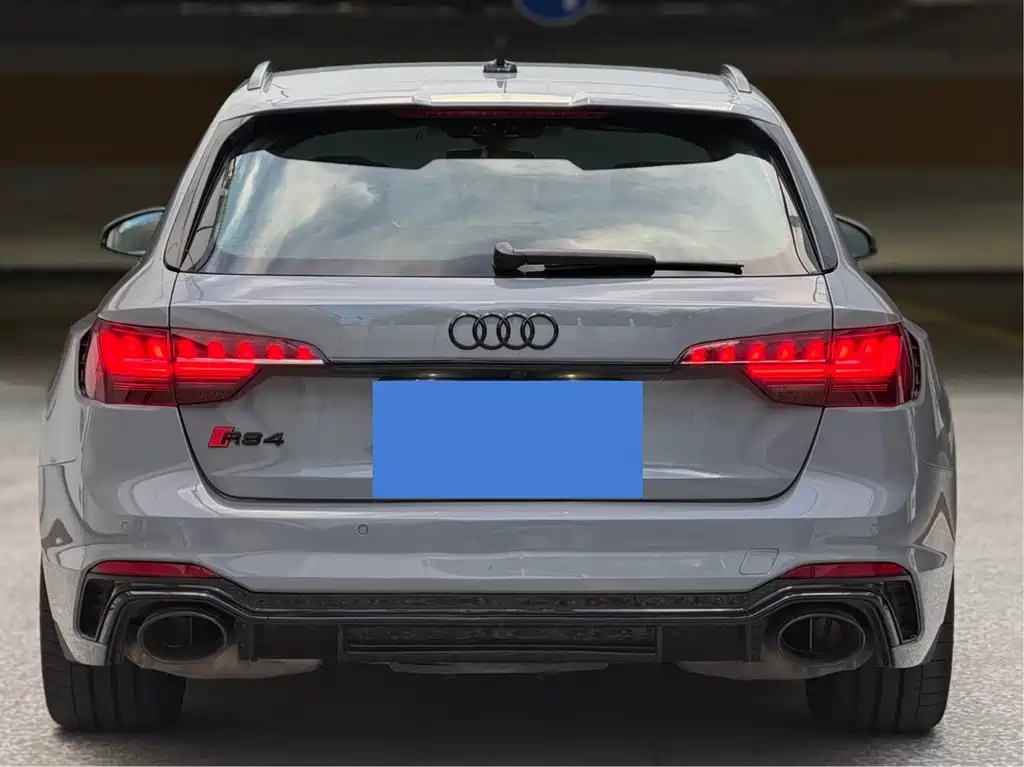Audi RS 4 — миниатюра 8