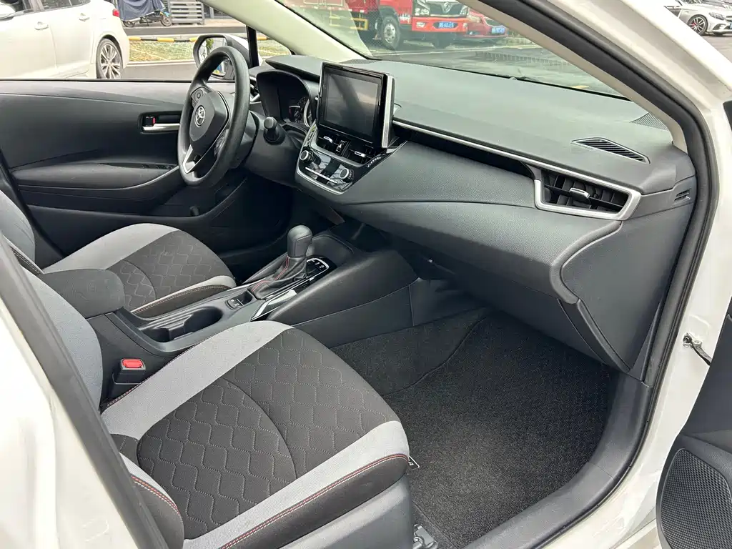 Toyota Corolla — миниатюра 15