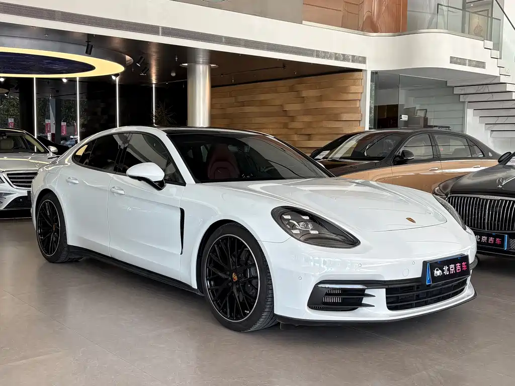 Porsche Panamera — миниатюра 3