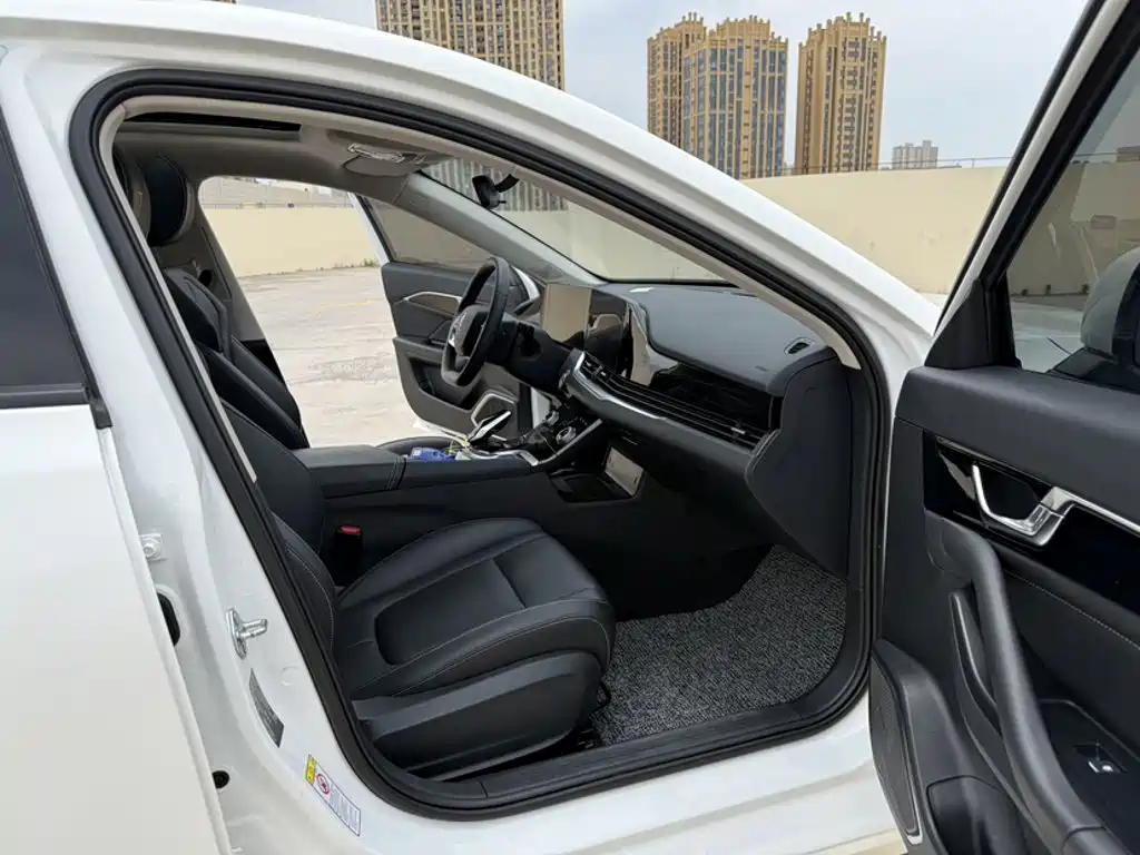 Bestune B70 — миниатюра 6