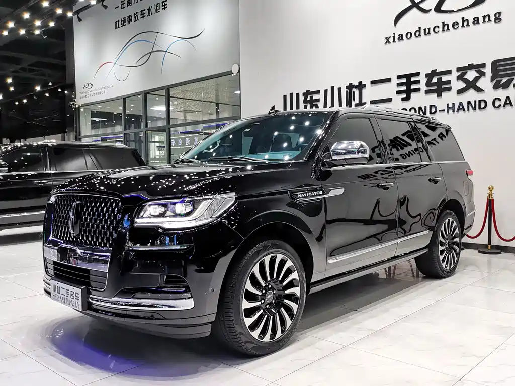 Lincoln Navigator — миниатюра 3