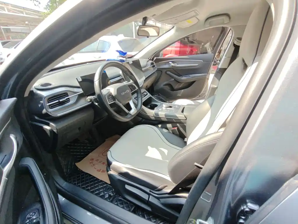 BYD Destroyer 05 2023 Champion DM-i 120KM Luxury