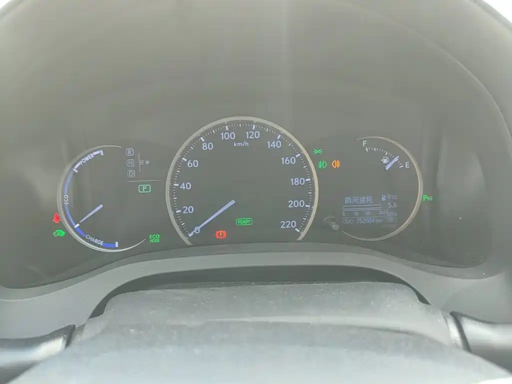 Lexus CT — миниатюра 12