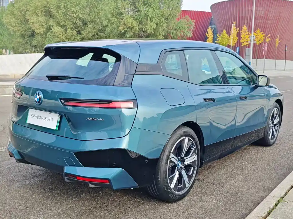 BMW iX — миниатюра 19