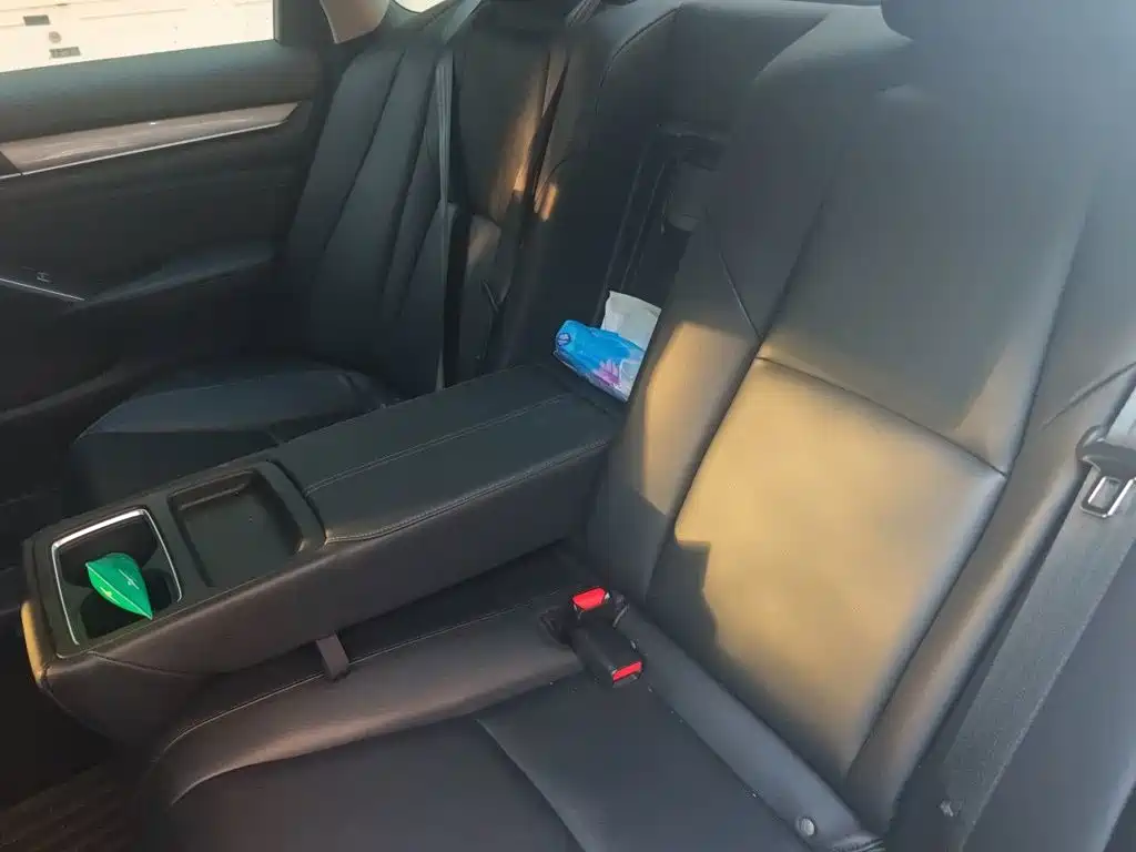 Honda Accord — миниатюра 15