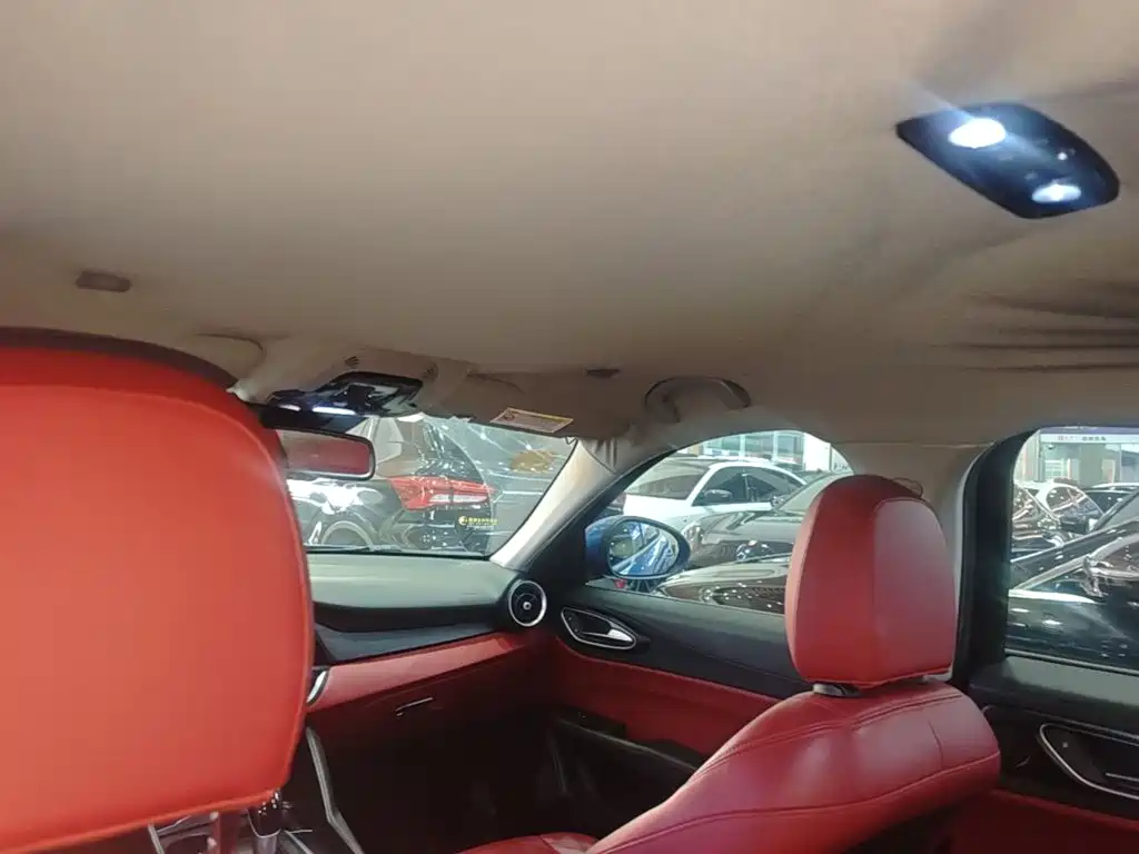 Alfa Romeo Giulia — миниатюра 25