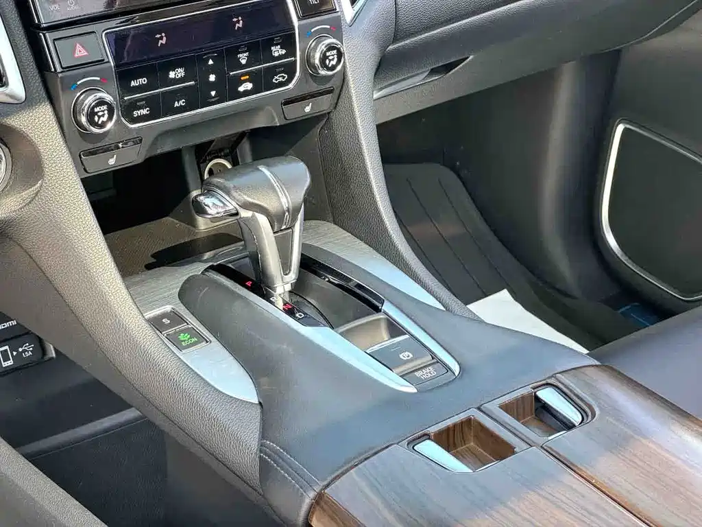 Honda Avancier — миниатюра 5