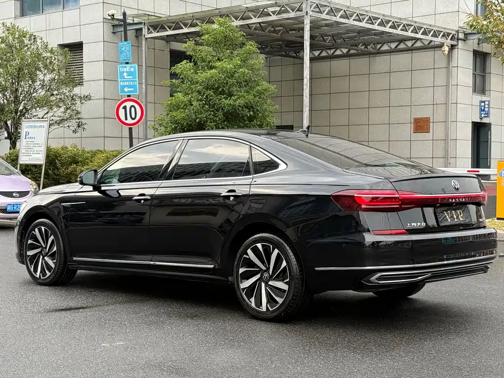 Volkswagen Passat — миниатюра 6