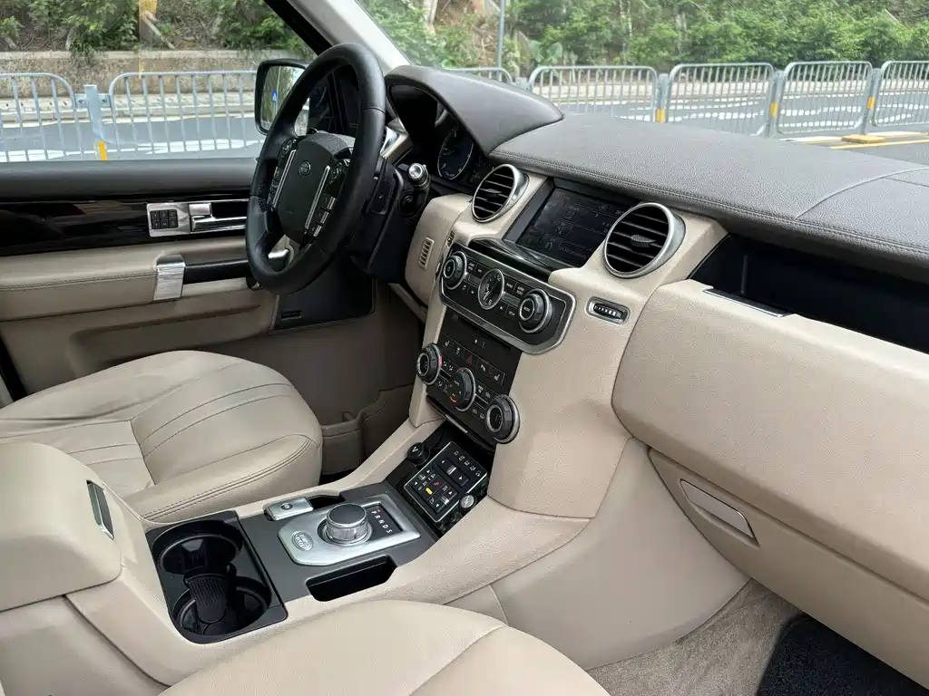 Land Rover Discovery 2013 3.0 SDV6