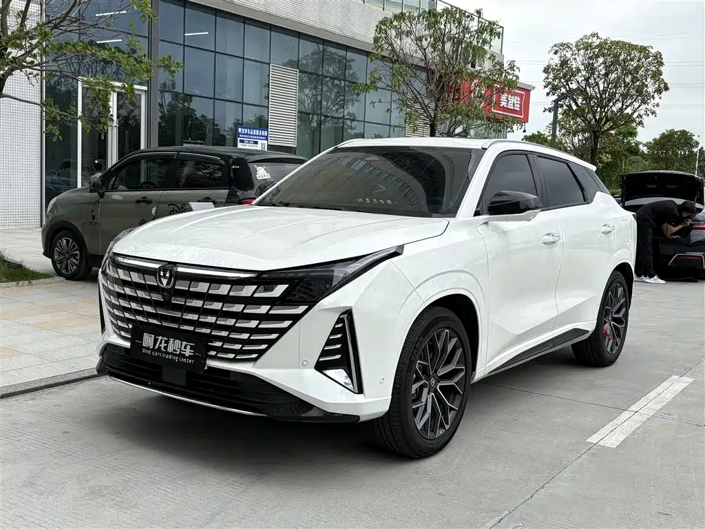 Changan UNI-Z 2025