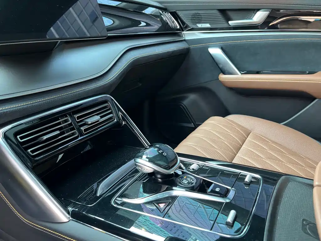 BYD Tang New Energy — миниатюра 12