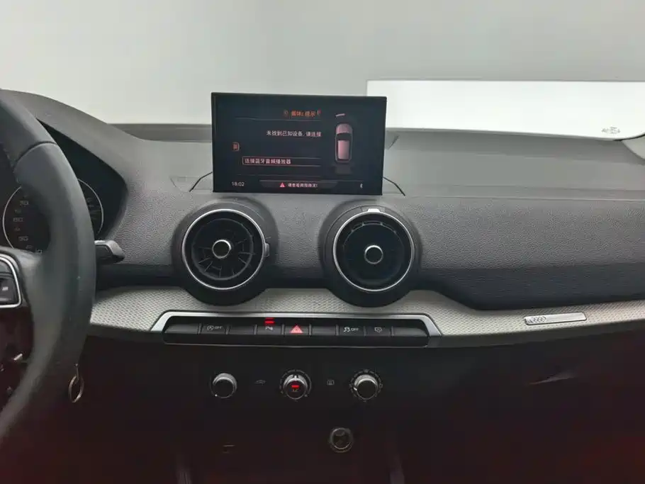 Audi Q2L — миниатюра 13