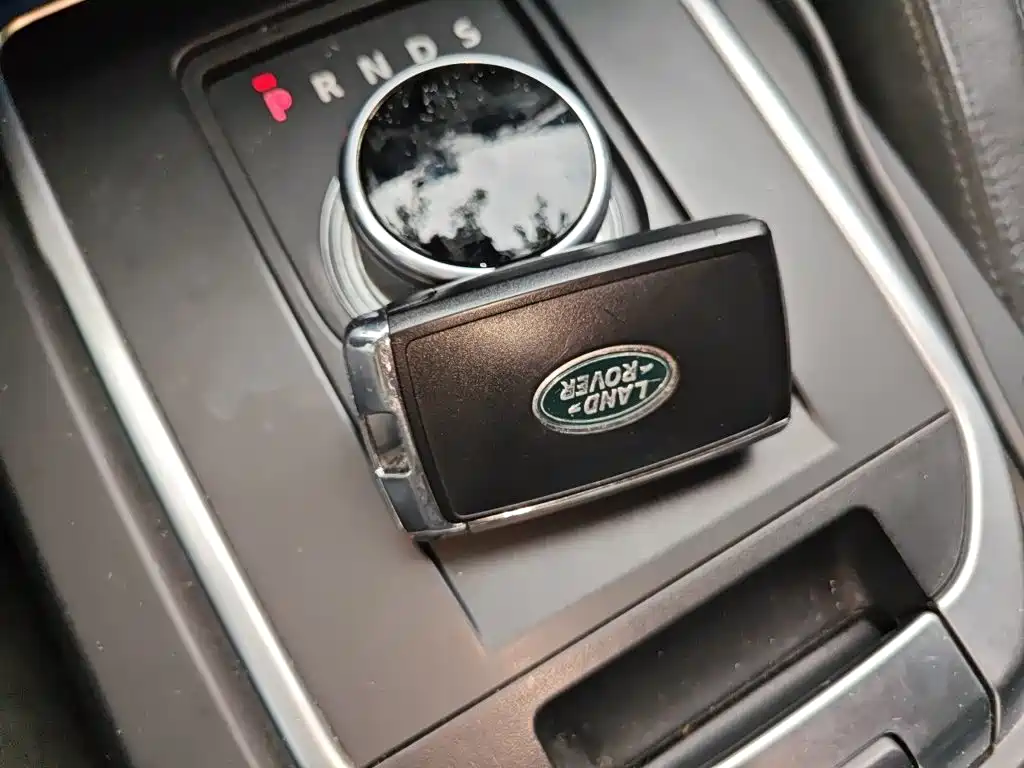 Land Rover Discovery Sport — миниатюра 9