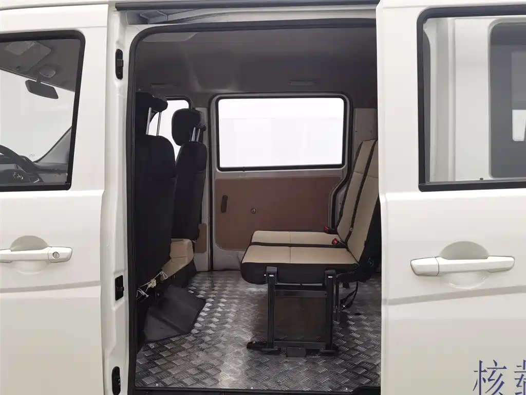 CHANGAN CROSS STAR V7 EV