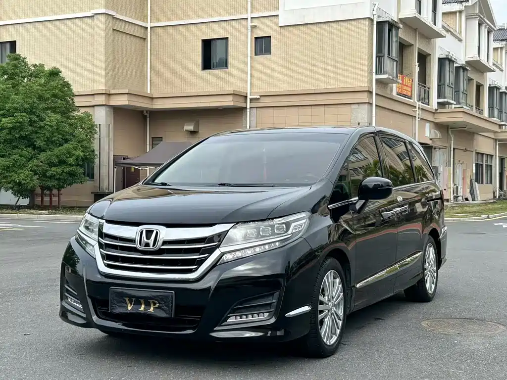 Honda Elysion 2016 2.4L Luxury