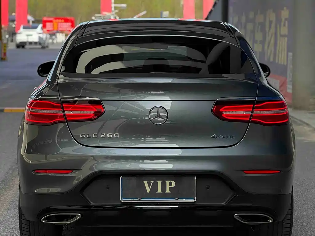 Mercedes-Benz GLC 2017 GLC 260 4MATIC SUV