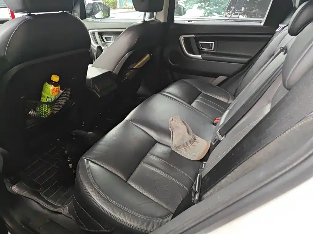 Land Rover Discovery Sport — миниатюра 18