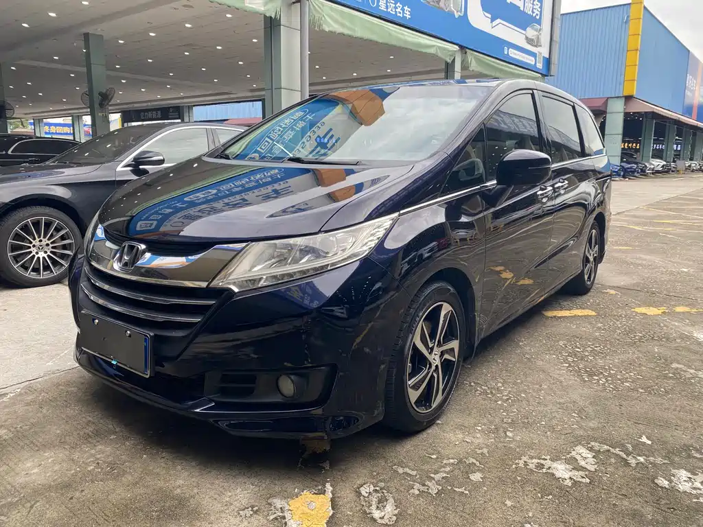Купить Honda Odyssey