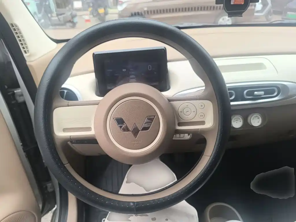 Wuling MINIEV — миниатюра 11