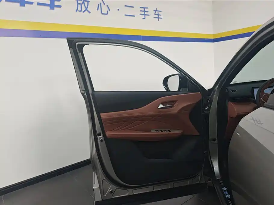 CHANGAN UNI Z NEW ENERGY