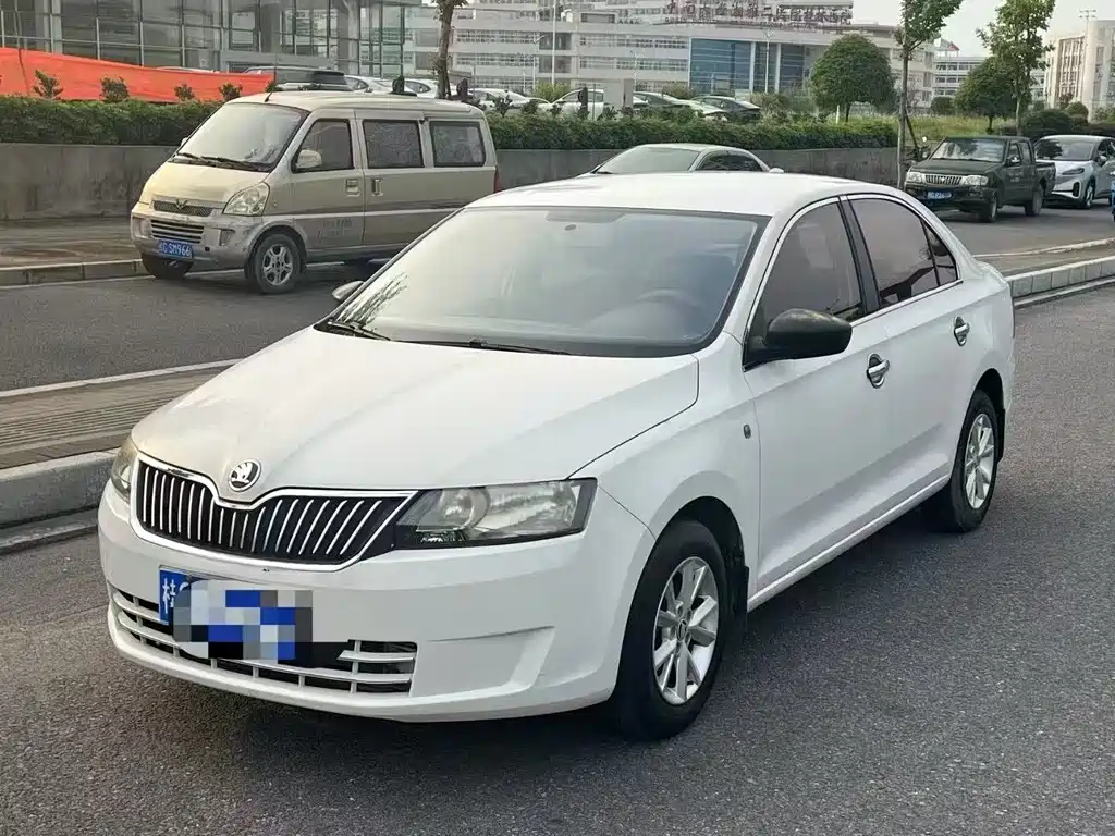 Купить Skoda Rapid