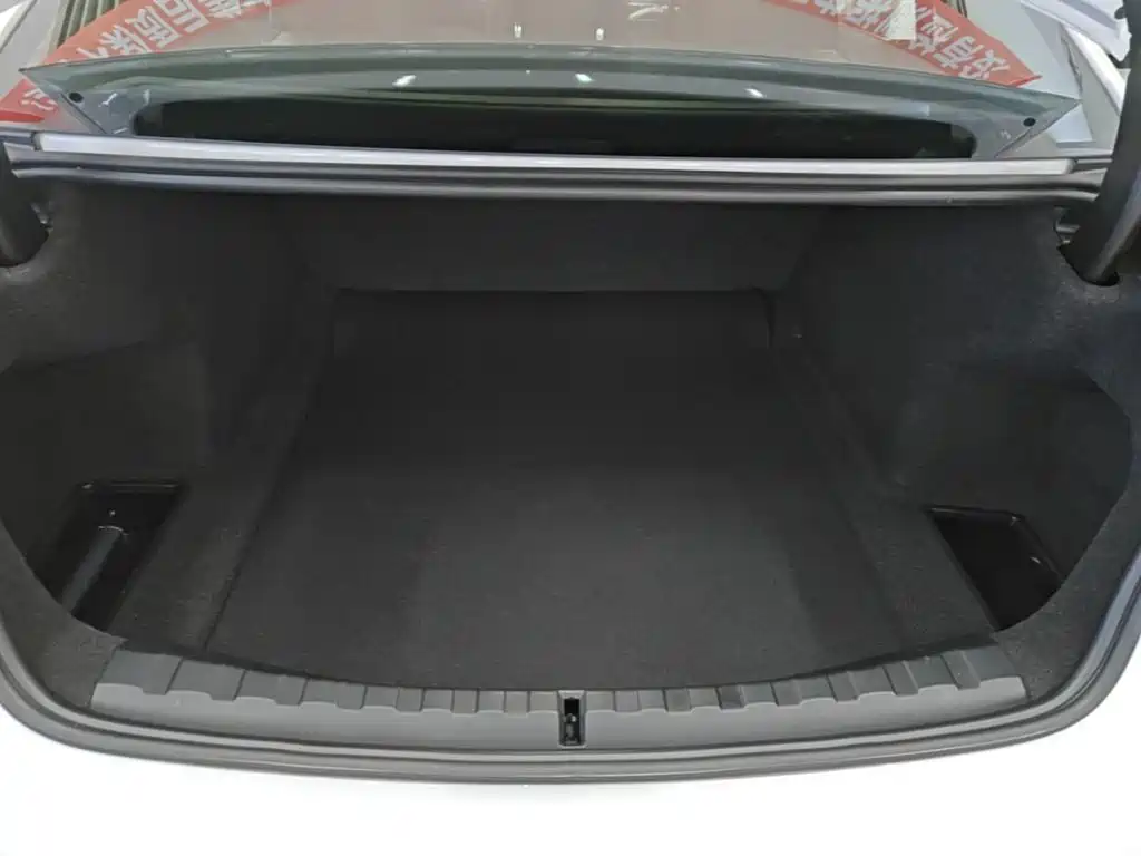 BMW 3 Series — миниатюра 19