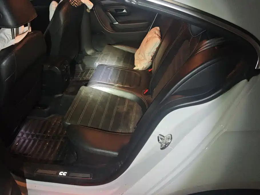 Volkswagen CC — миниатюра 11