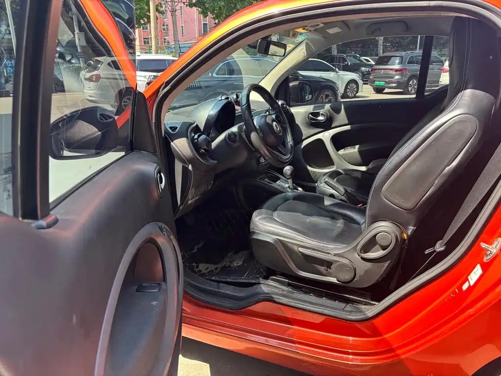 Smart fortwo 2015 1.0L 52