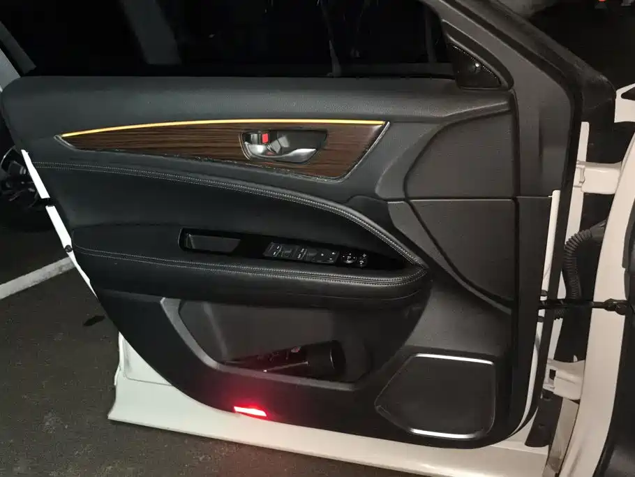 Honda Avancier — миниатюра 7