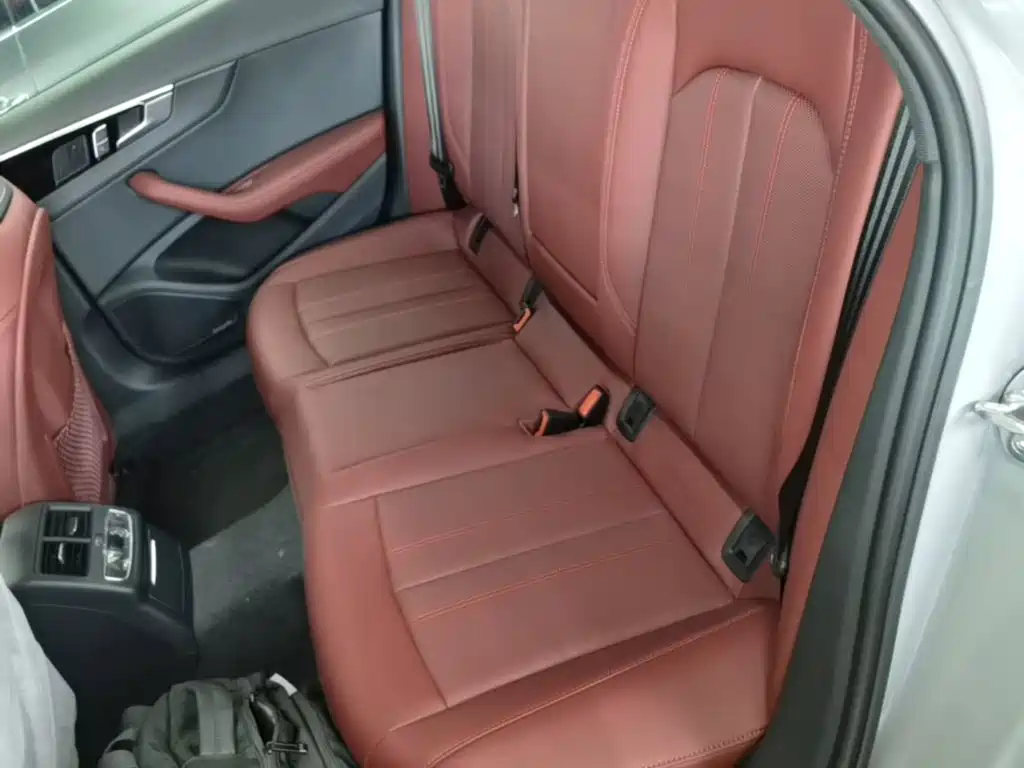 Audi A4L — миниатюра 17