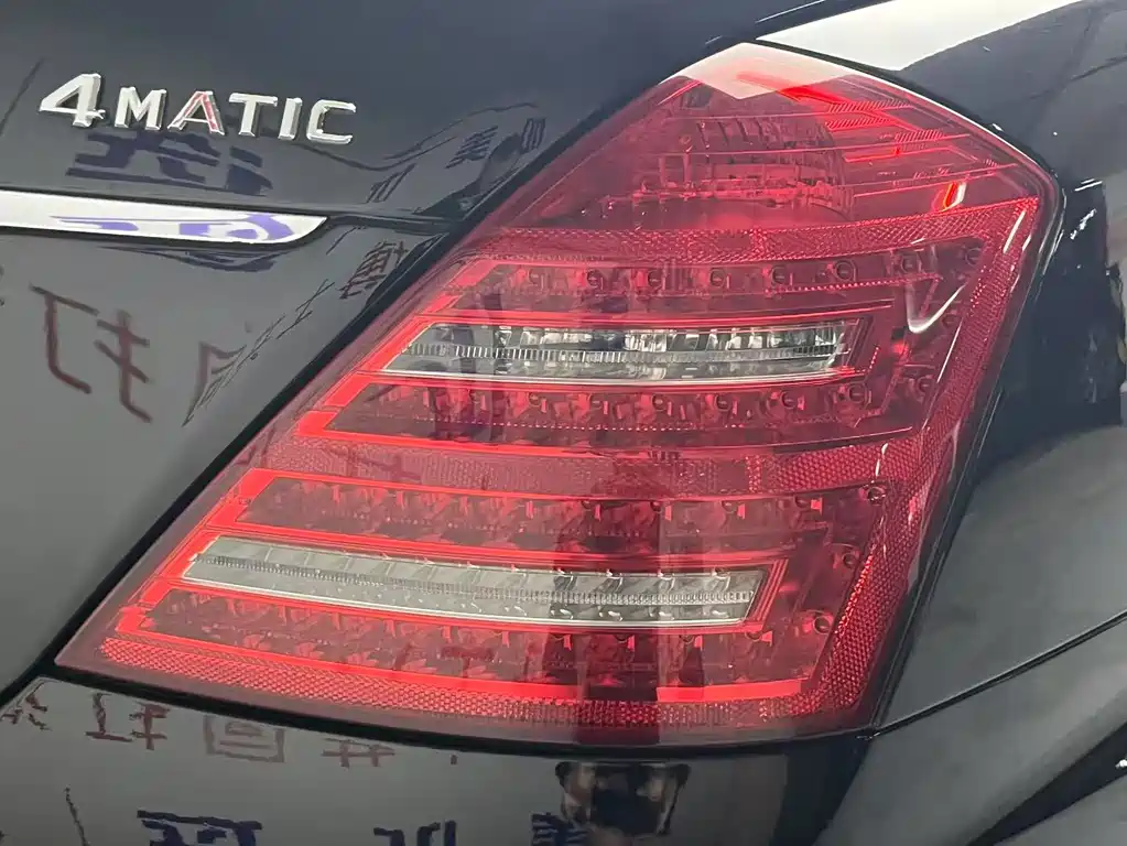 Mercedes-Benz S-Class — миниатюра 7
