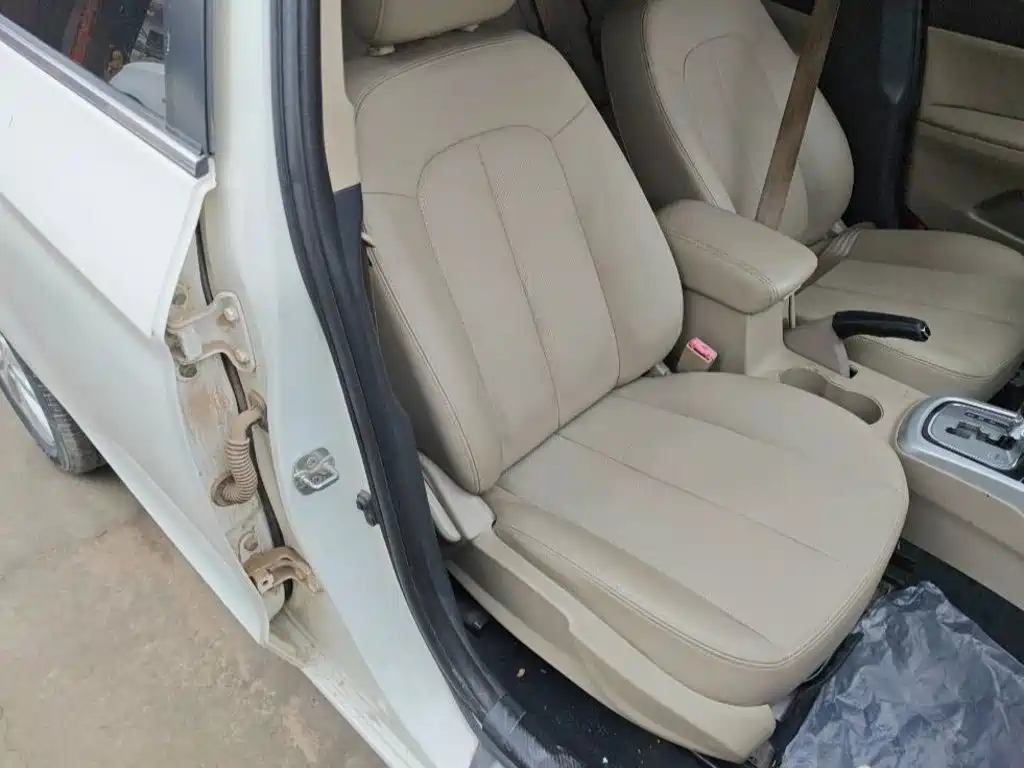 Changan Eado 2014 1.6L AT Luxury